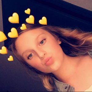 Meet your Posher, Ashlyn